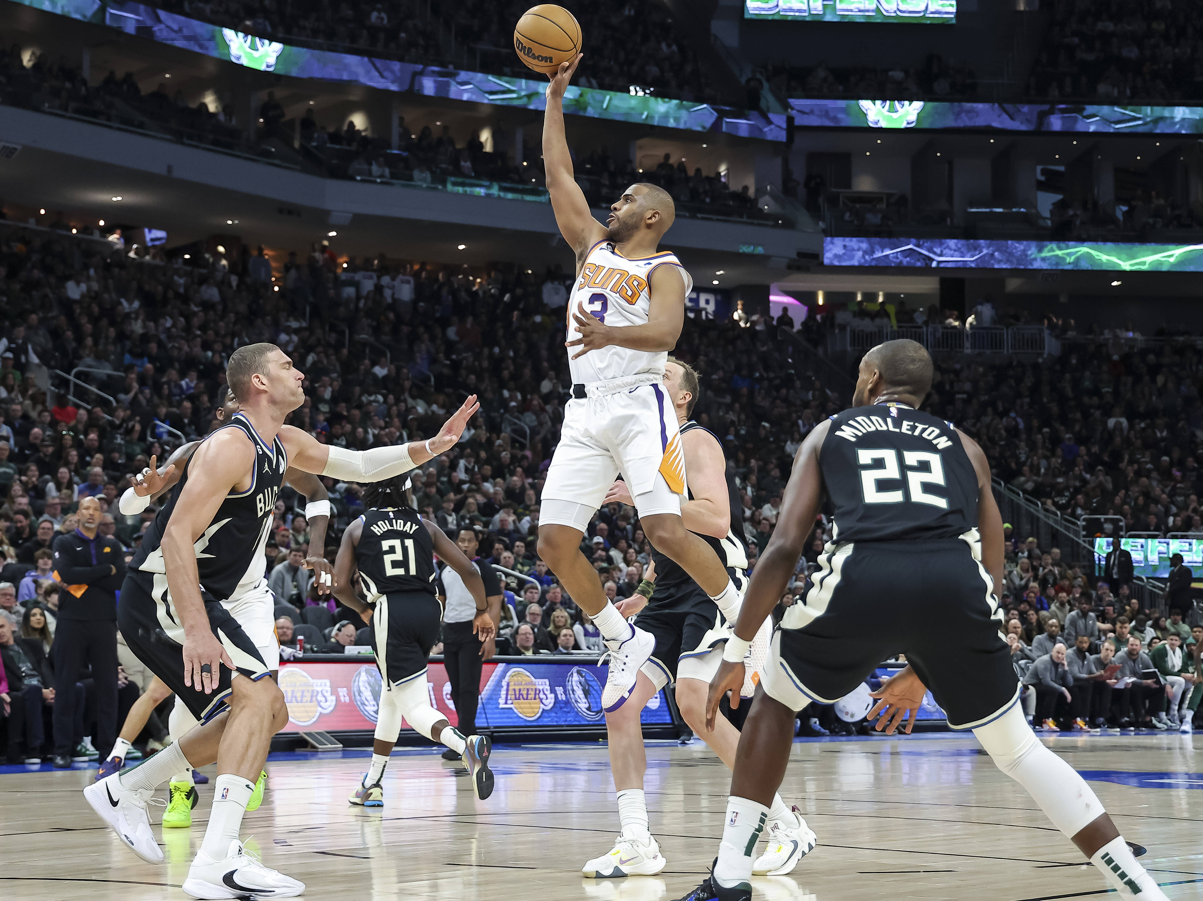 关于字母哥巅峰对决，内马尔与40激战美国队分钟，连败胜负难料！的信息