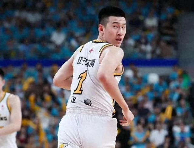 关于集结日欧篮联焦点战，辽宁本钢调整名单，球迷炸锅，资深球员宣示担当的信息