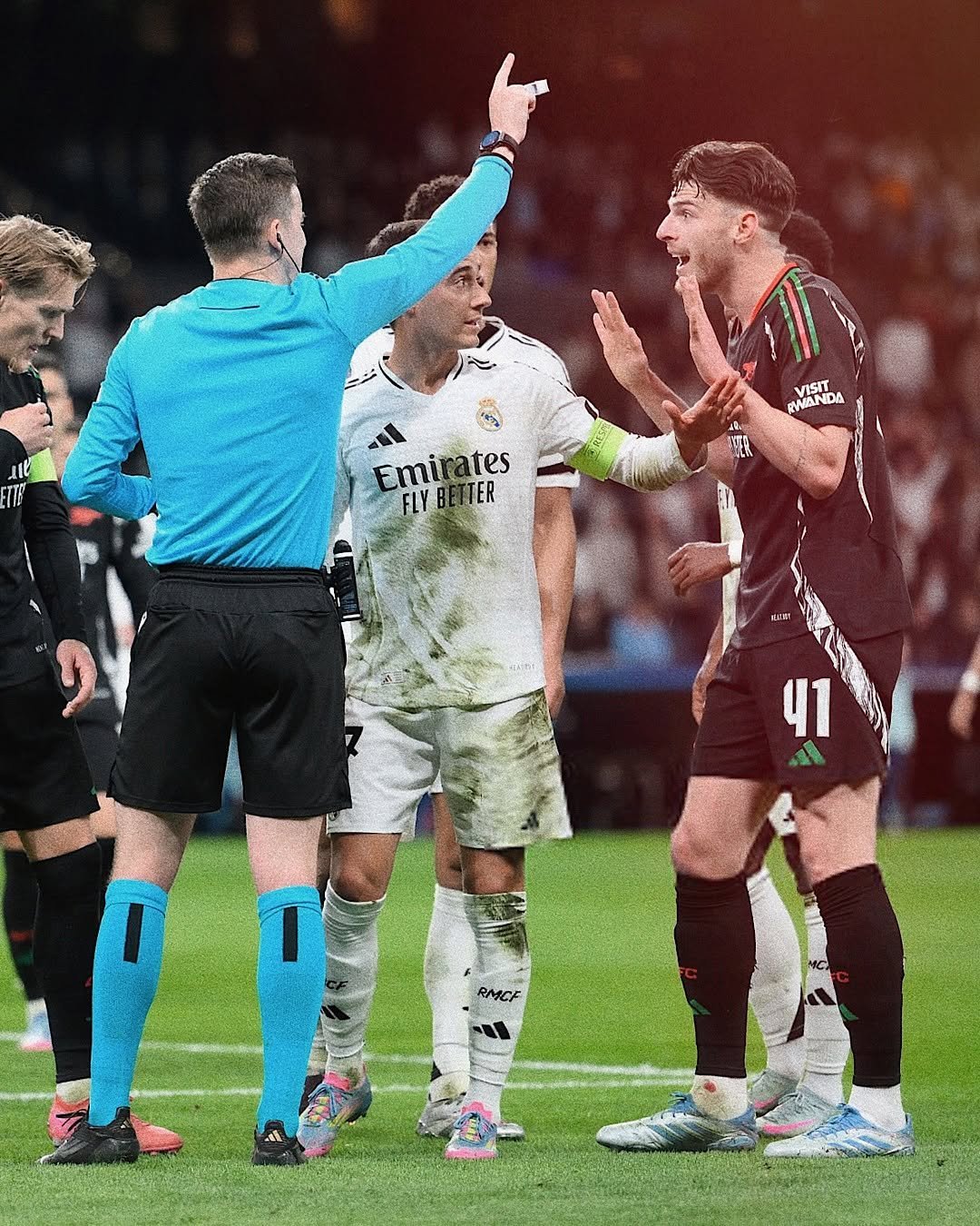 关于转折点阿森纳内部沟通；意甲冲刺阶段攻防权衡；赛场秩序良好；球队文化再被提及的信息