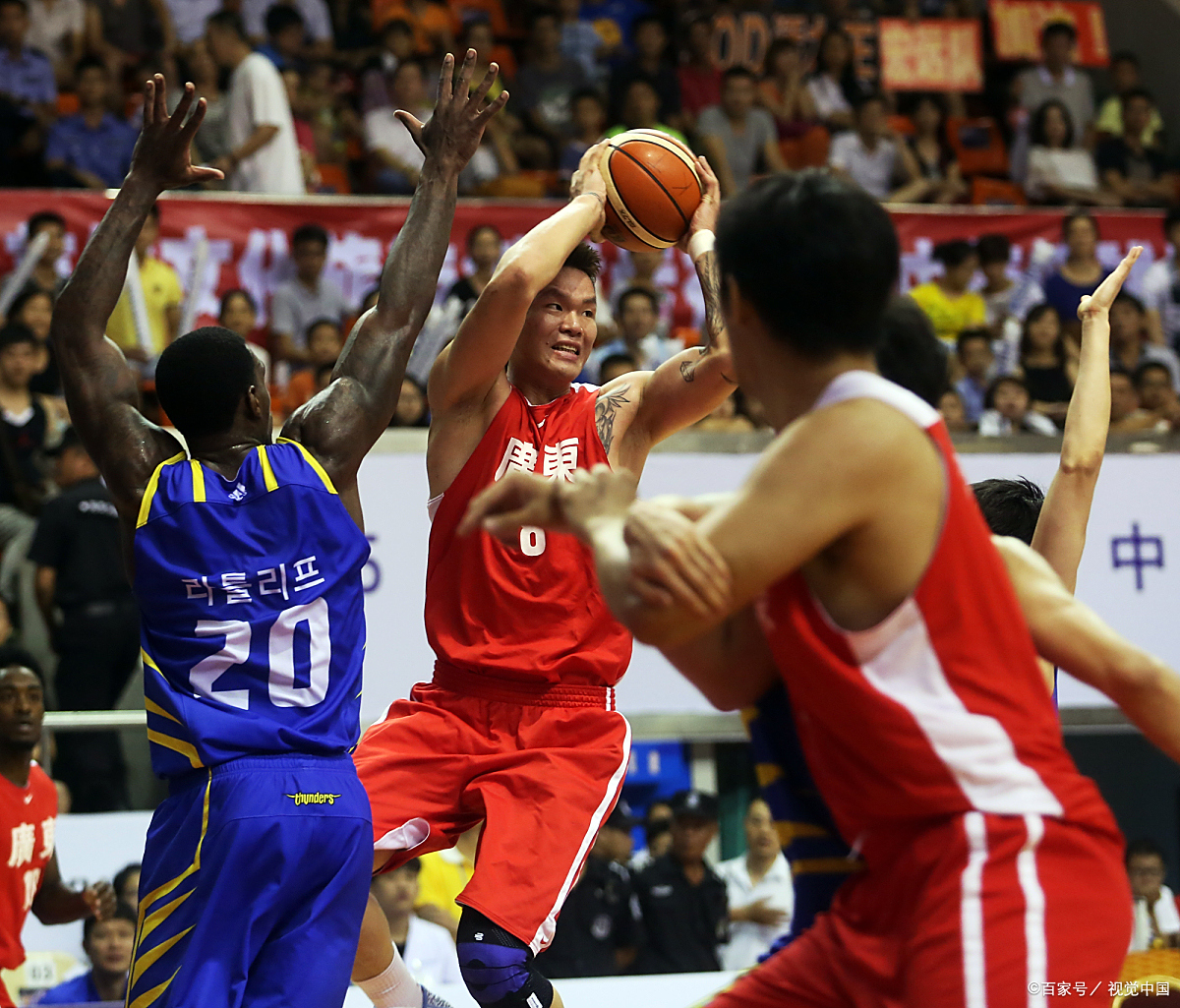 包含中超集结日再迎强敌;山东男篮手感冰凉;主帅态度——赛场秩序良好;纪律约束更严格的词条 包含中超集结日再迎强敌;山东男篮手感冰凉;主帅态度——赛场秩序良好;纪律约束更严格的词条